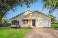 Building Photo - 421 Raspberry Ln