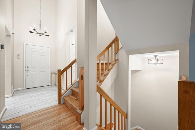 Building Photo - 25 Tivoli Lake Ct