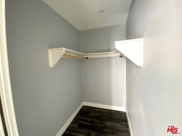 Building Photo - 1529 S Bundy Dr