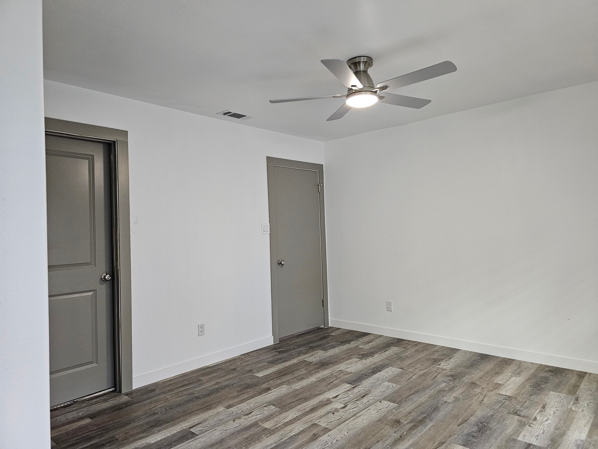 Primary Bedroom - 1600 Orange Ave