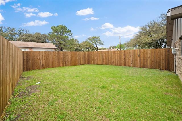 Building Photo - 3817 Yosemite Dr