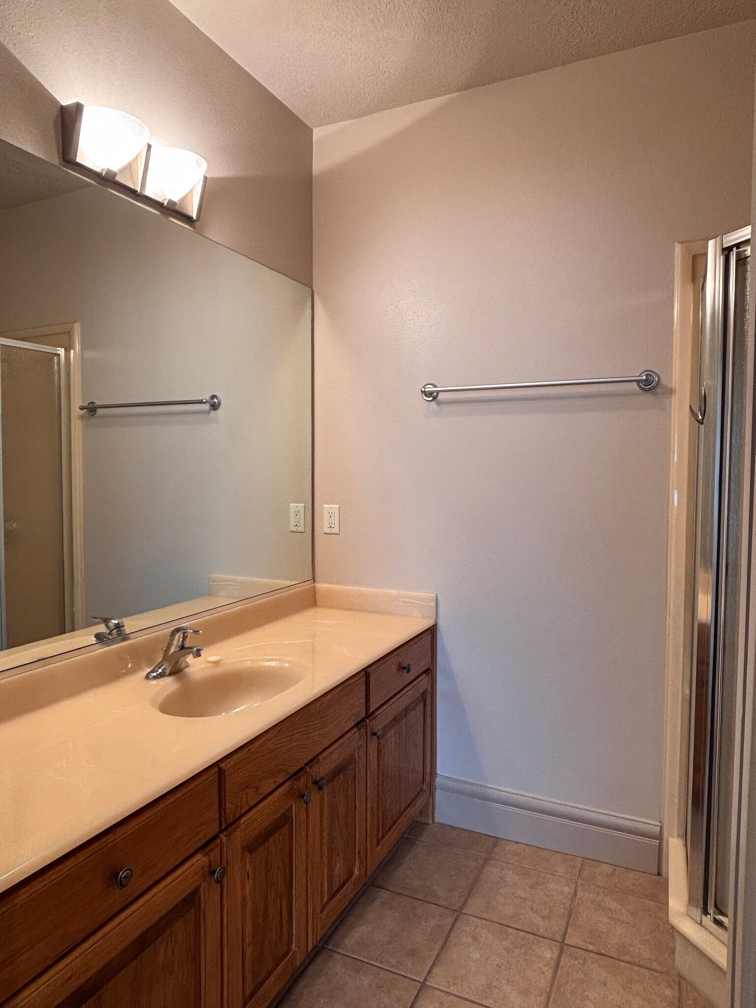 Building Photo - 409 Cobblestone Dr