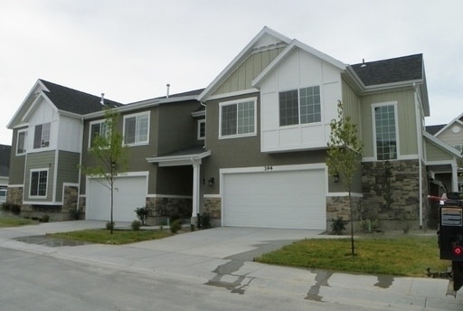 Primary Photo - 3 Bed 2.5 Bath Condo