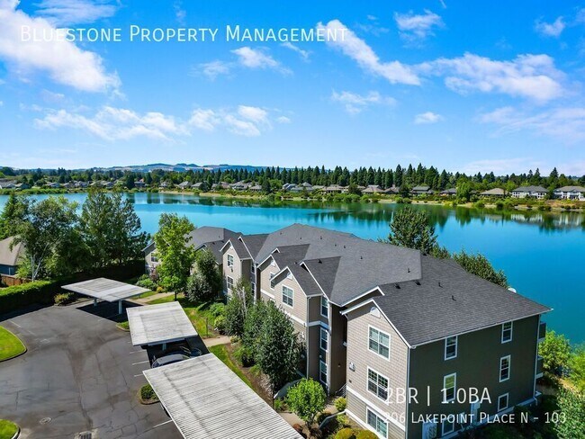 Building Photo - 206 Lakepoint Pl N
