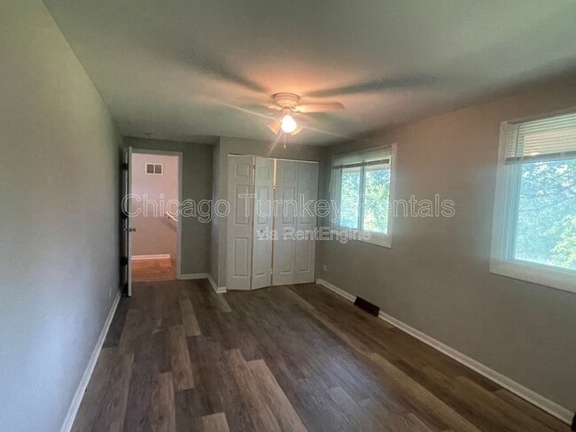Building Photo - 3212 Charlemagne Ave