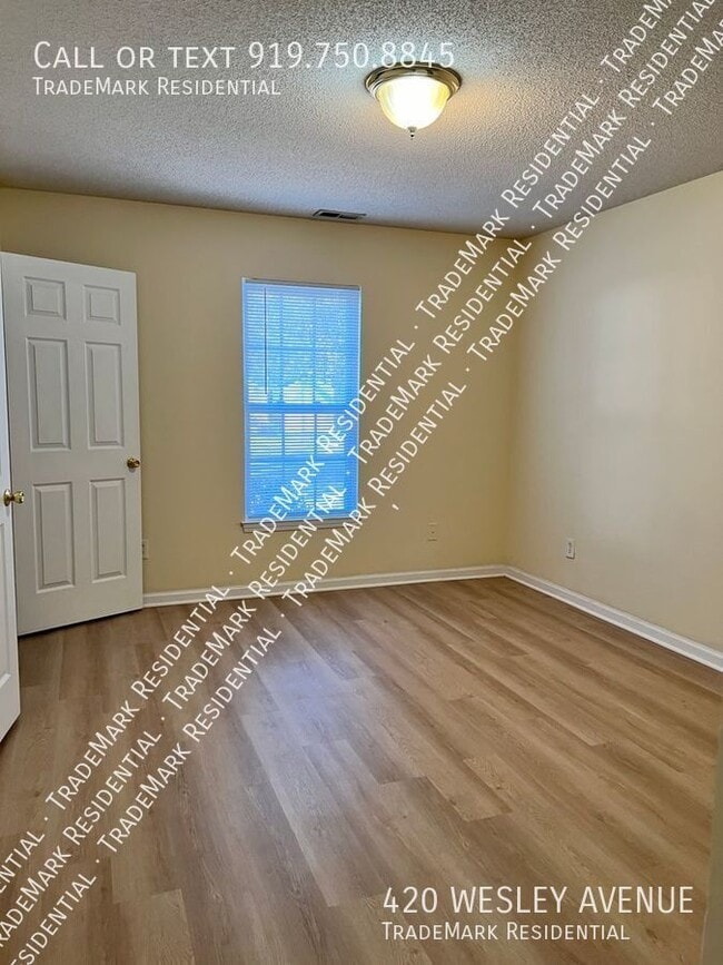 Building Photo - 420 Wesley Ave