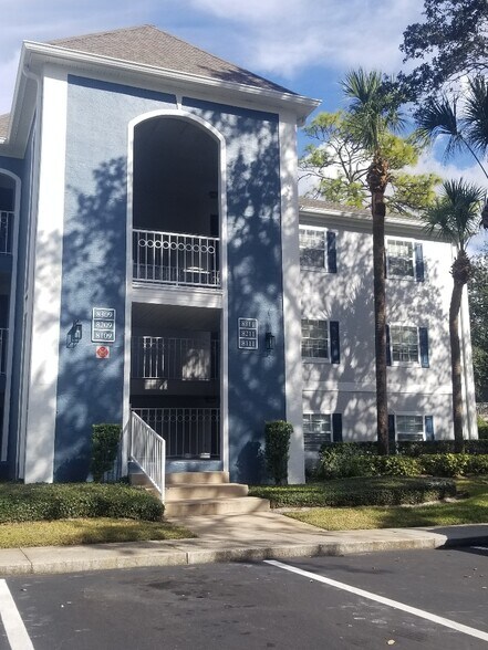 Building Photo - 8207 Olympia Ct