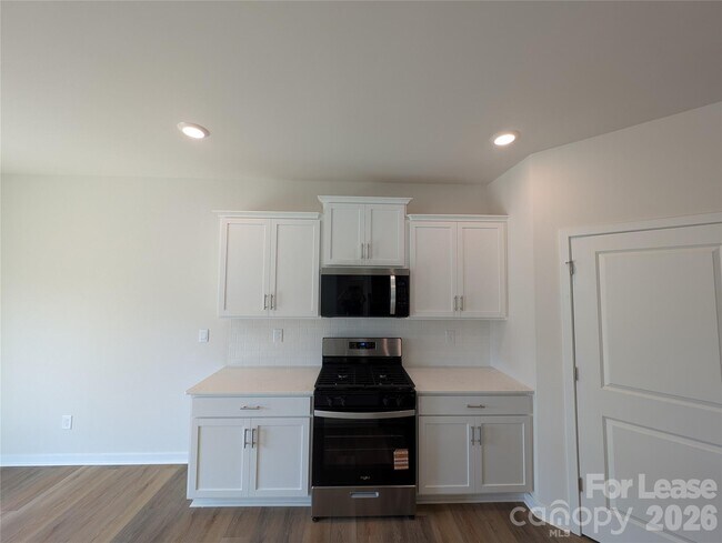 Building Photo - 3433 Austin Duncan Dr