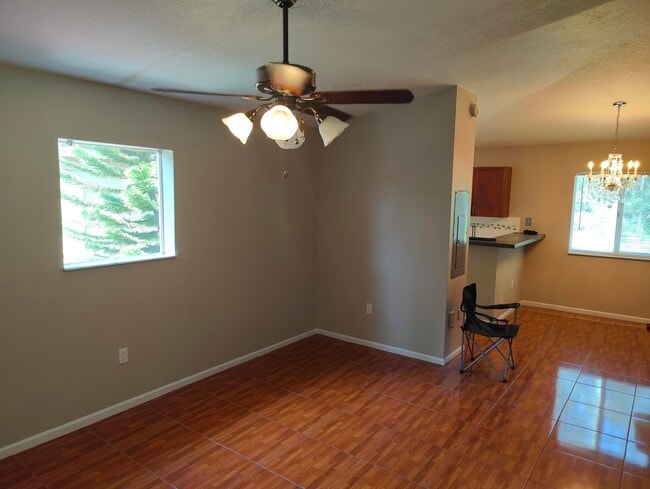 Building Photo - 3740 N Jog Rd