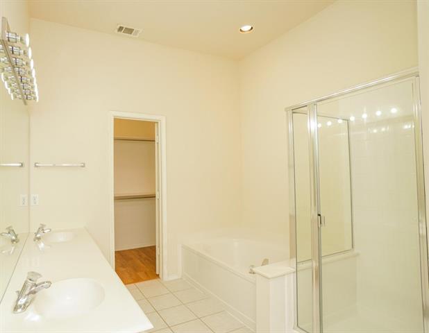 Building Photo - 2509 Hunters Run Dr