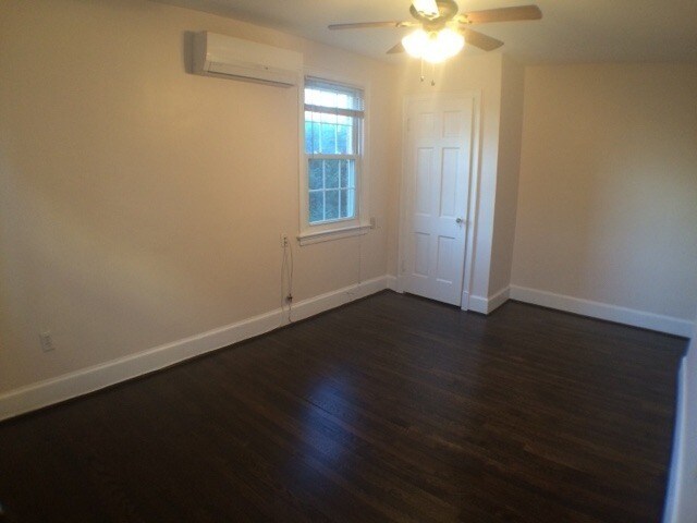 Building Photo - 4532 Middleton Ln