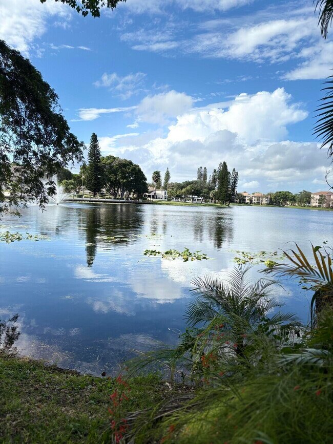 Building Photo - 3529 NW 35th St