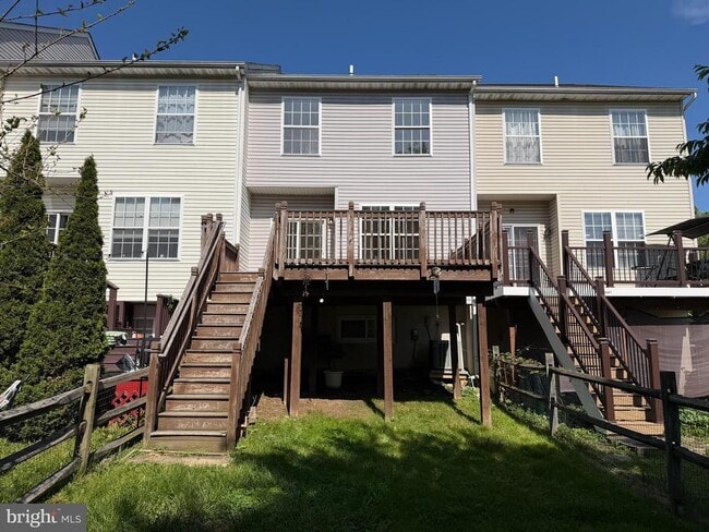 Building Photo - 99 E Highland Cir
