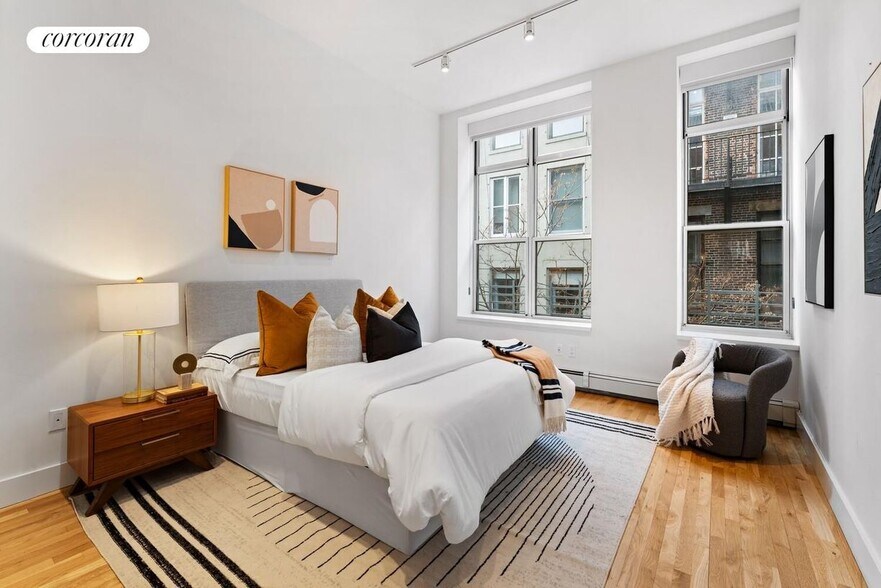 Building Photo - 153 Mercer St