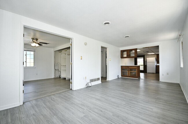 Building Photo - 2102 West St