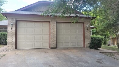Building Photo - 12321 Patron Dr