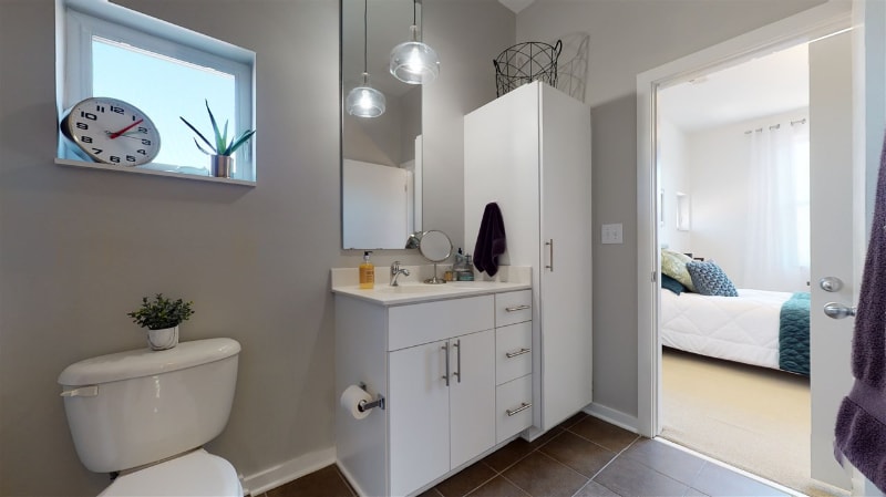 Building Photo - 506 N Mangum St