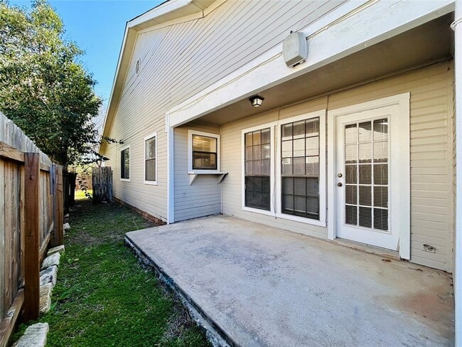 Building Photo - 9315 Kempler Dr