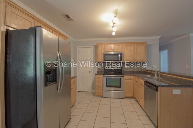 Building Photo - 4-Bedroom home in Tunnel Hill