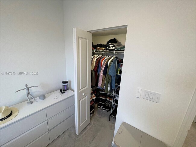 Building Photo - 12868 SW 232nd Ln