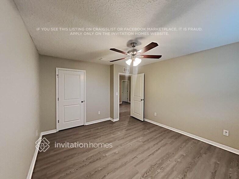 Building Photo - 35859 Jenny Lynne Cir