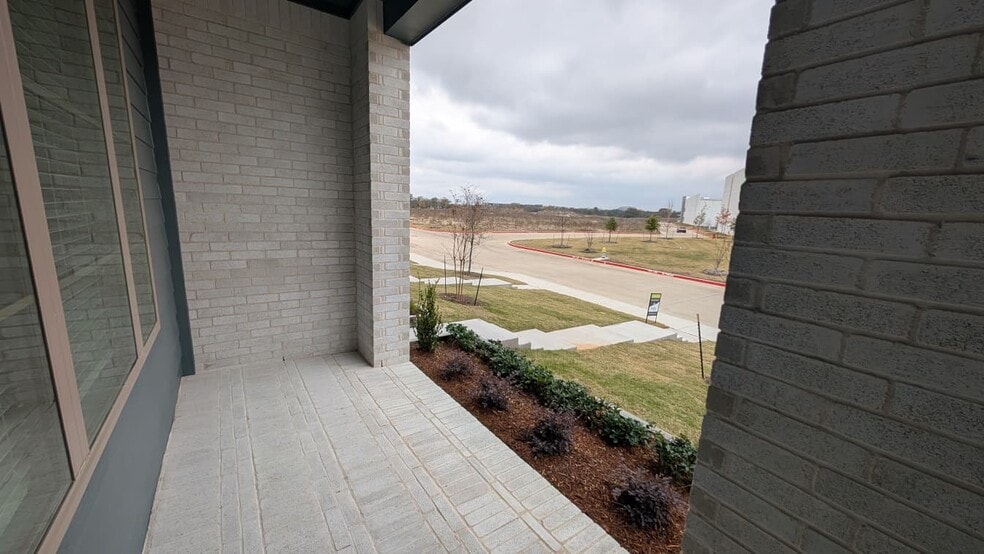 1st Floor Patio - 2523 Huxley Mews