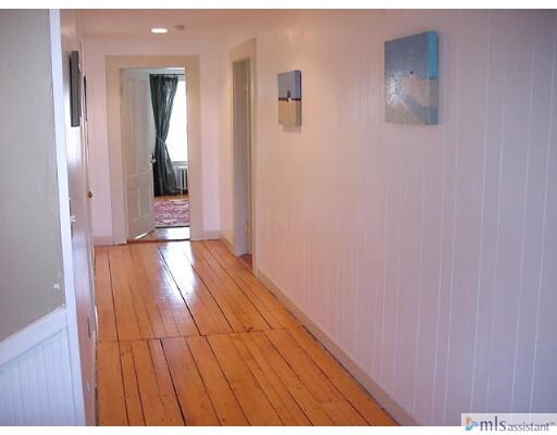 Building Photo - 30 Manning St