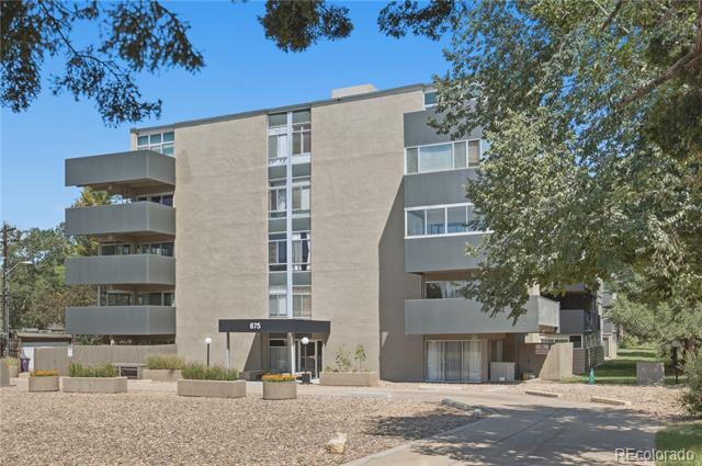 Building Photo - 675 S University Blvd