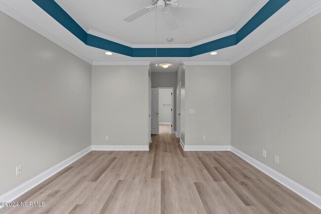 Building Photo - 412 Azalea Dr