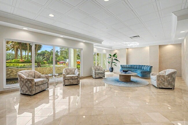 Building Photo - 4301 N Ocean Blvd
