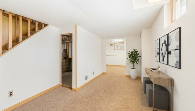 Building Photo - Your Timeless Haven in St. Paul for $2,199/month! $250 OFF 1st MONTH!