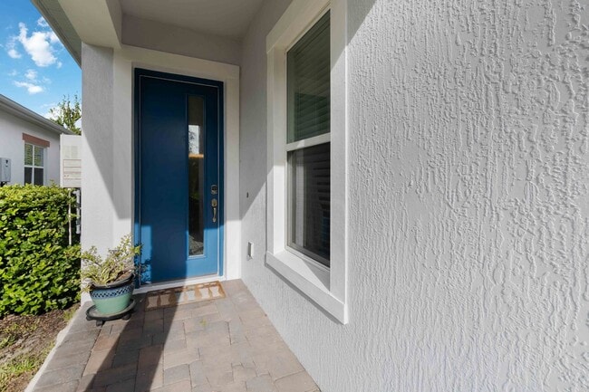 Building Photo - Beautifully Maintained Home in Sought-After Del Webb Twin Lakes