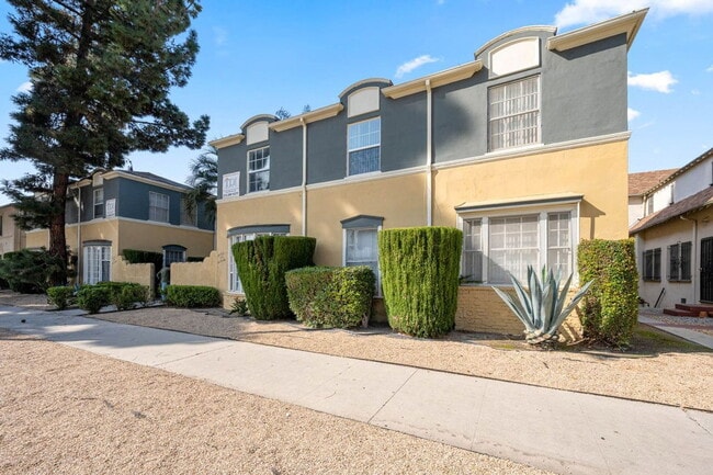 Building Photo - 4193 Leimert Blvd