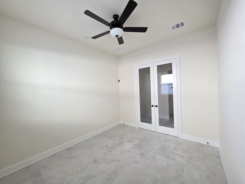 Building Photo - 4512 Hammerstein Blvd