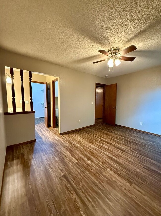 Building Photo - Updated home located in NW OKC