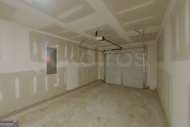 Building Photo - 307 Ironwood Ct