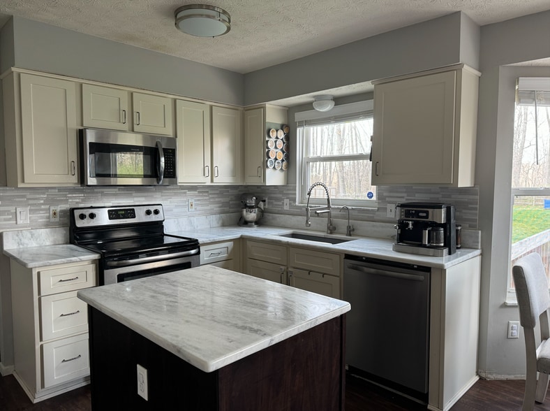 Building Photo - 4330 Portobello Dr