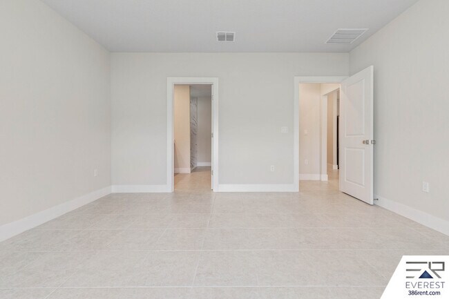 Building Photo - 58 Buttermill Dr