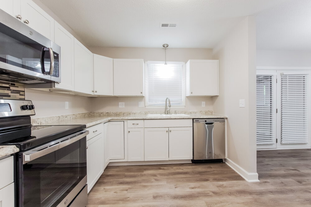 Building Photo - 8100 Coxwood Ct