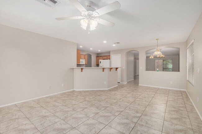 Building Photo - New Listing in Buckeye