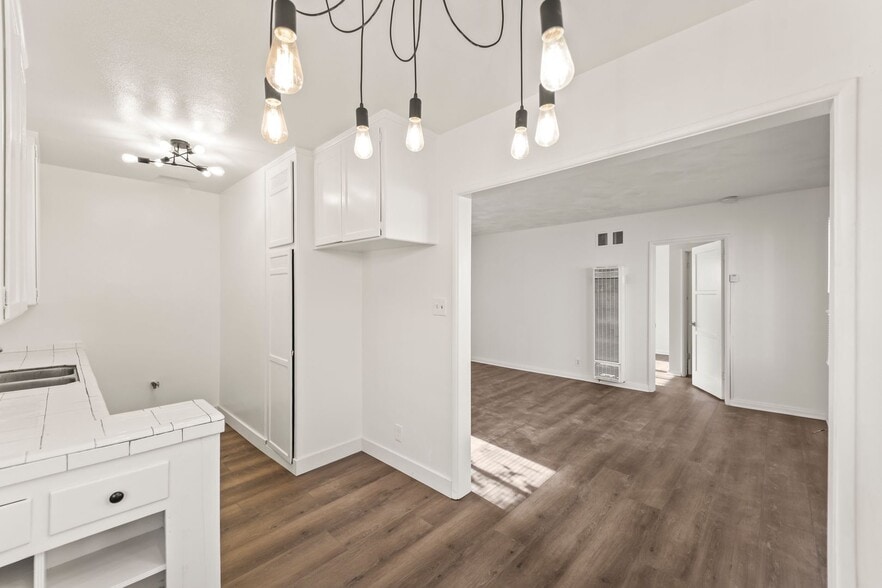 Building Photo - 12107 Washington Pl