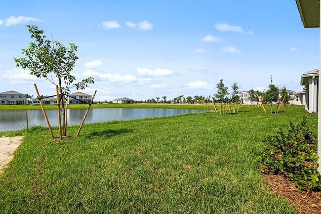Building Photo - 14184 Lacebark Ln