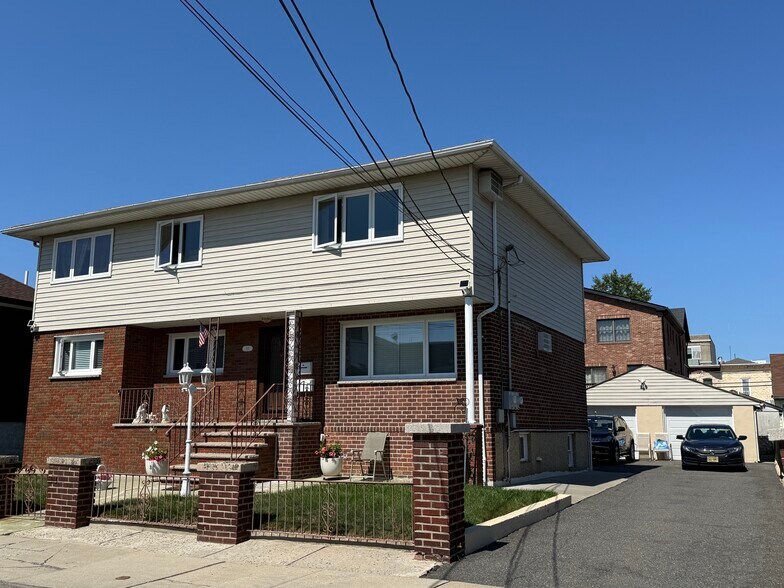 Building Photo - 169 Fulton Ave