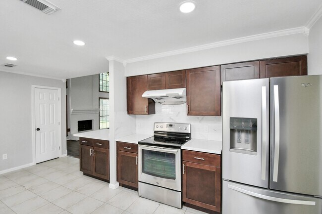 Building Photo - 315 Muirwood Ln
