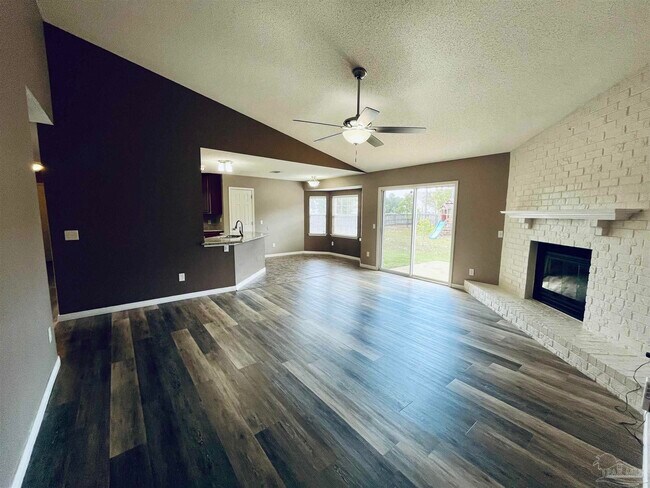 Building Photo - 5498 Keel Dr