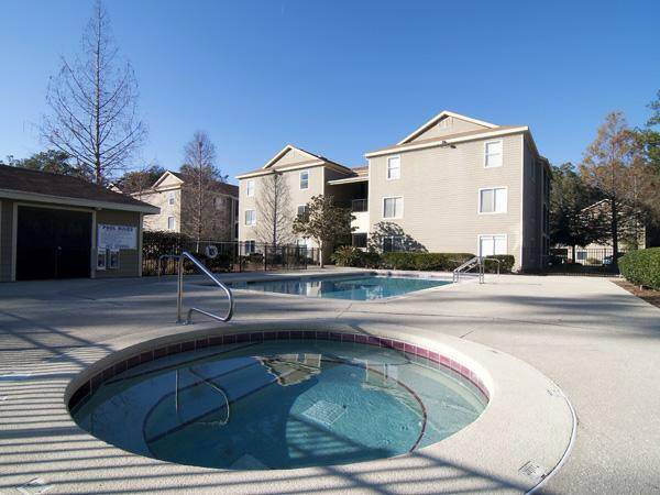 Building Photo - 4000 SW 23rd