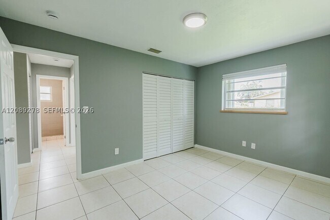 Building Photo - 25513 SW 107th Ave