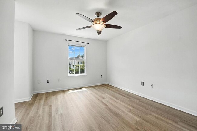 Building Photo - 6808 Cottingham Ln