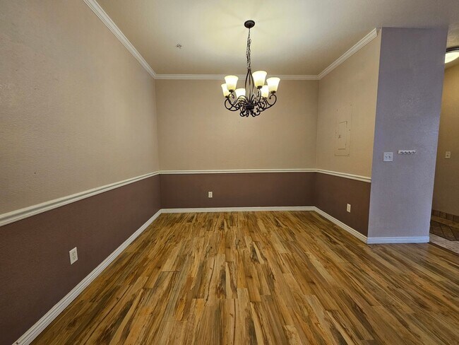 Building Photo - Spacious 2 Bedroom 2 Bath Condo - Close To Buckley AFB, DIA, DTC - Garage