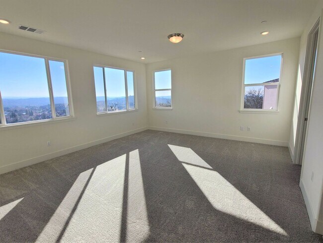 Building Photo - BEAUTIFUL BRAND NEW "NEXT-GEN" HOME W/ SOLAR & SIERRA VIEWS!!